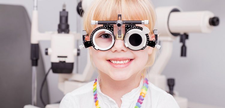 revisión oftalmológica clínica oftalmológica Madrid